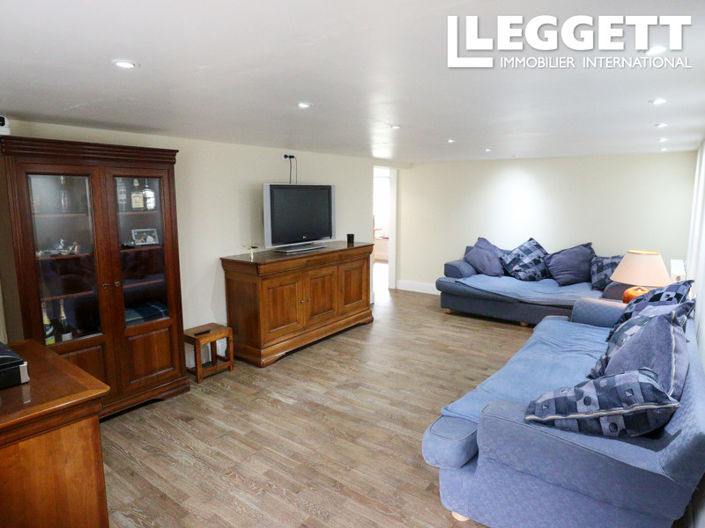 Image No.4-4 Bed House for sale