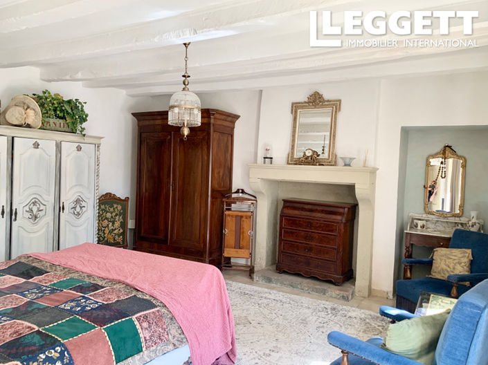 Image No.7-4 Bed House for sale