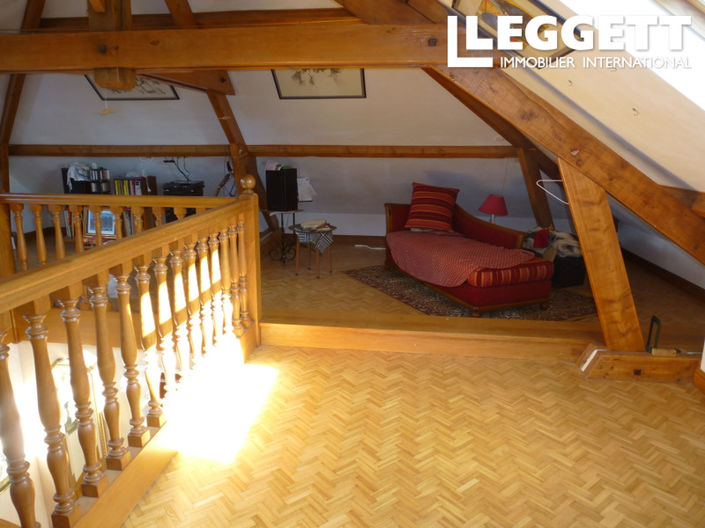 Image No.10-2 Bed House for sale