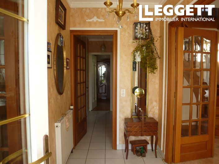 Image No.5-2 Bed House for sale