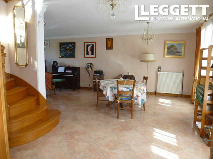 Image No.7-2 Bed House for sale