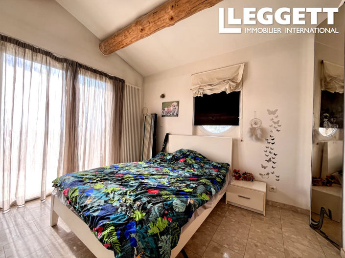 Image No.9-4 Bed House for sale
