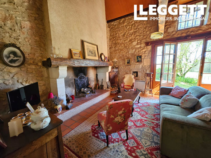 Image No.4-2 Bed House for sale