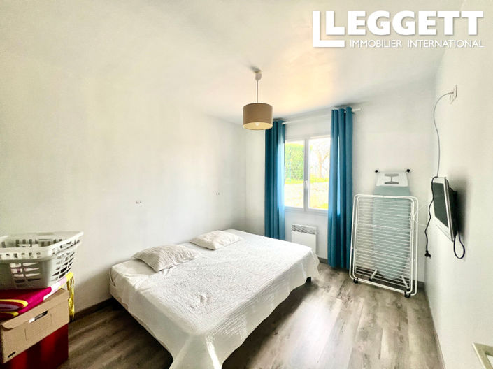 Image No.6-2 Bed House for sale