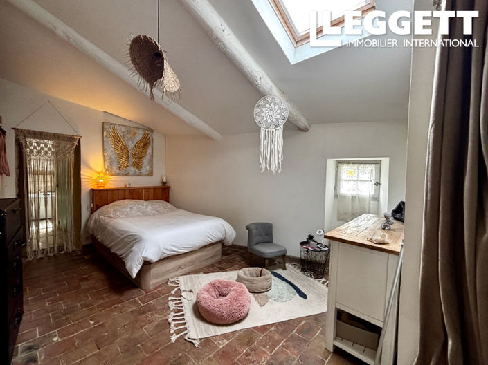 Image No.7-2 Bed House for sale