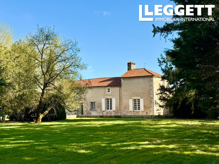 Image No.2-4 Bed House for sale