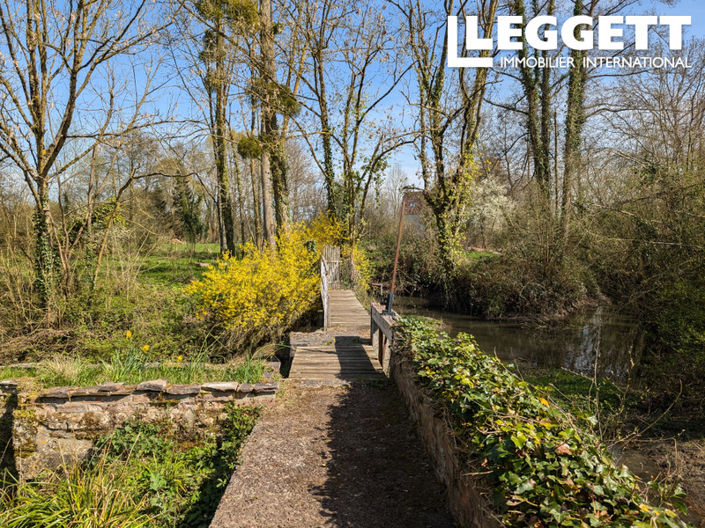 Image No.9-6 Bed House for sale