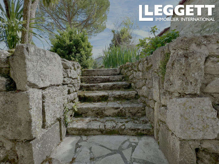 Image No.6-5 Bed House for sale