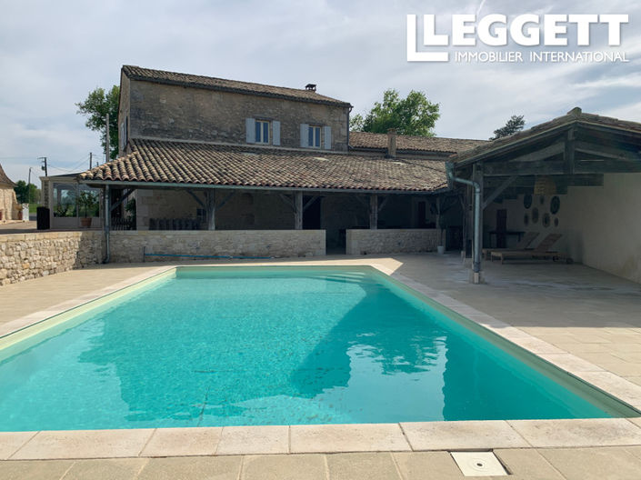 Image No.2-6 Bed House for sale