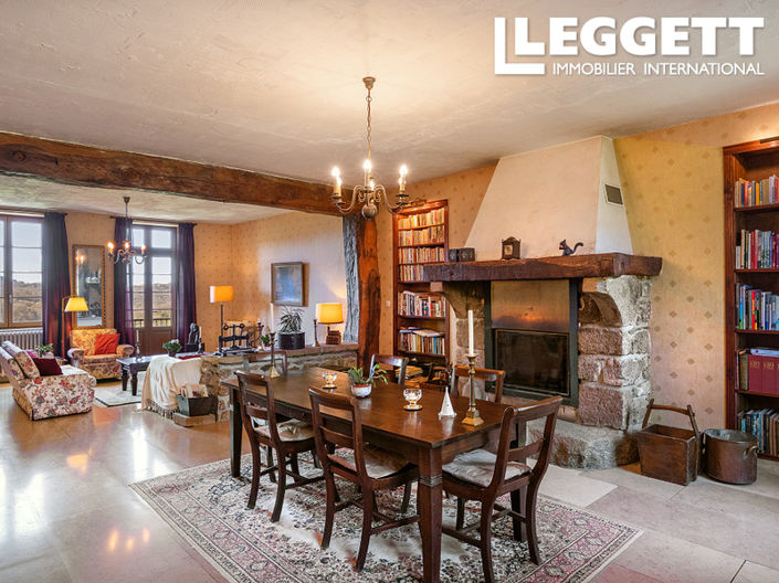 Image No.5-6 Bed House for sale