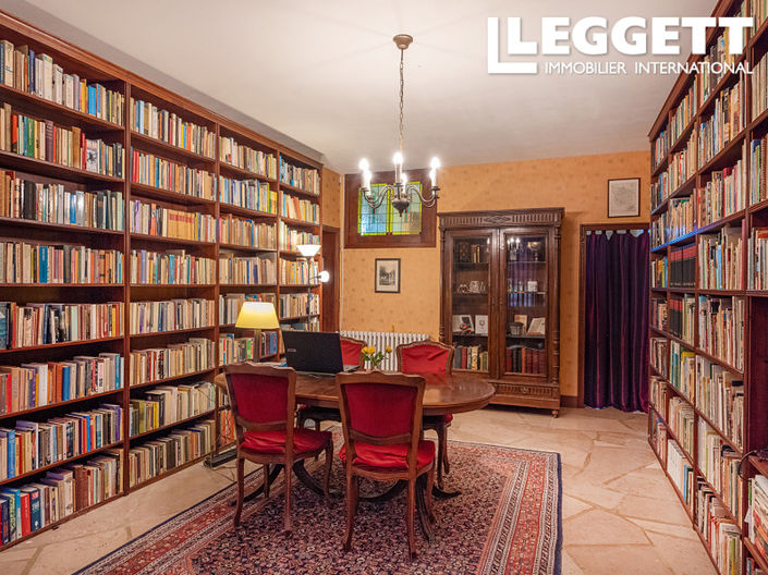 Image No.9-Maison de 6 chambres à vendre à Villapourçon