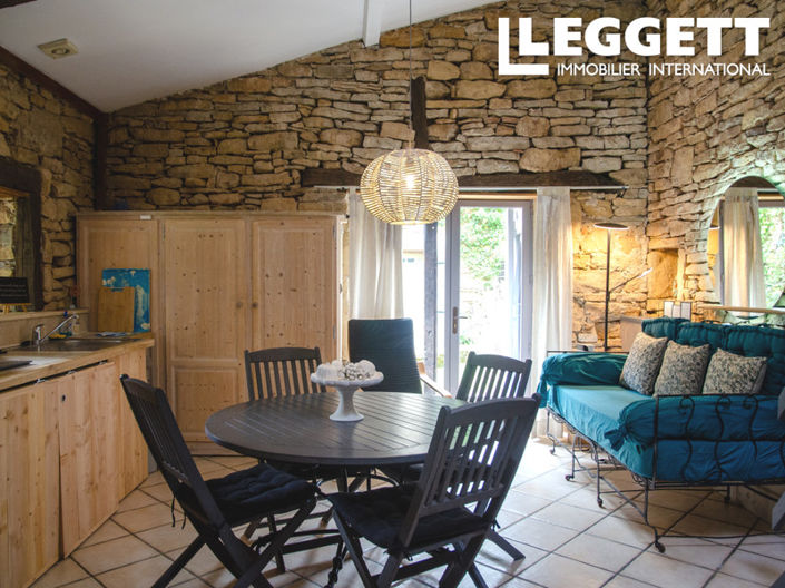 Image No.9-8 Bed House for sale