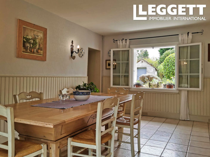 Image No.5-10 Bed House for sale