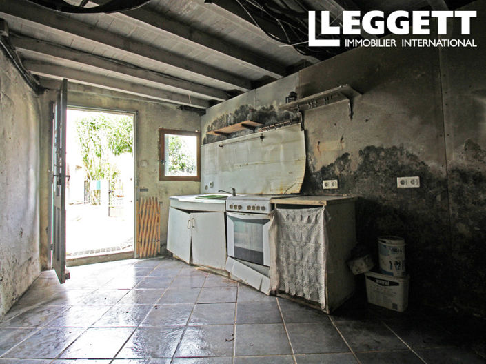 Image No.10-1 Bed House for sale