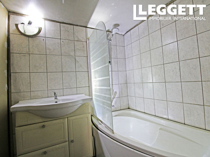 Image No.9-1 Bed House for sale