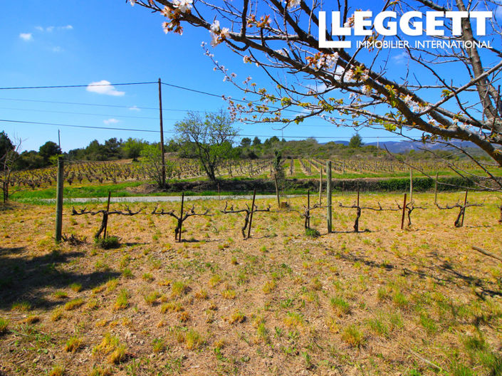 Image No.10-4 Bed House for sale