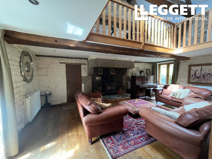 Image No.3-4 Bed House for sale