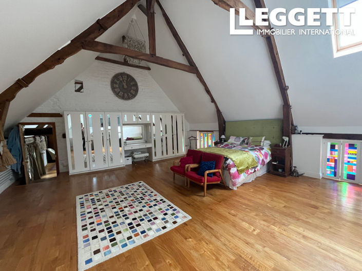 Image No.4-4 Bed House for sale