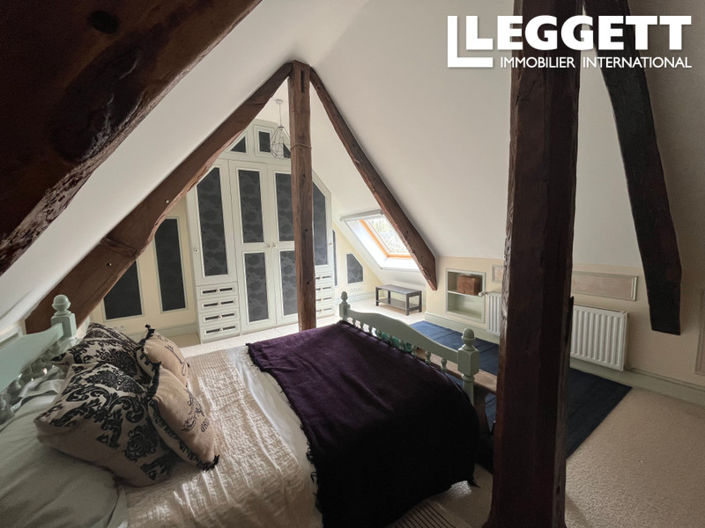 Image No.6-4 Bed House for sale