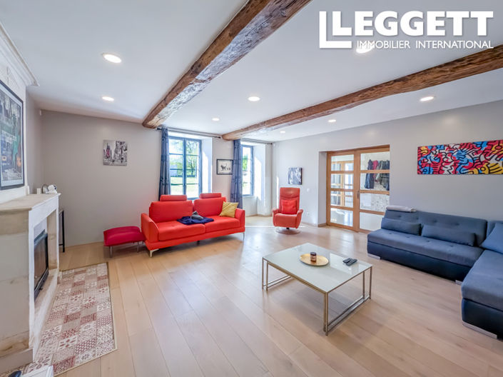 Image No.6-4 Bed House for sale