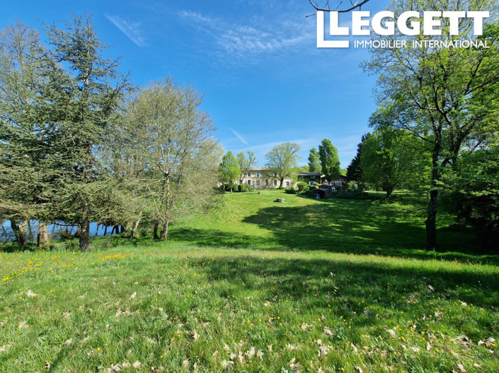 Image No.8-Maison de 7 chambres à vendre à Saint-André-de-Cubzac
