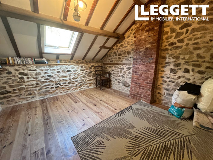 Image No.8-Maison de 5 chambres à vendre à Saint-Julien-le-Petit