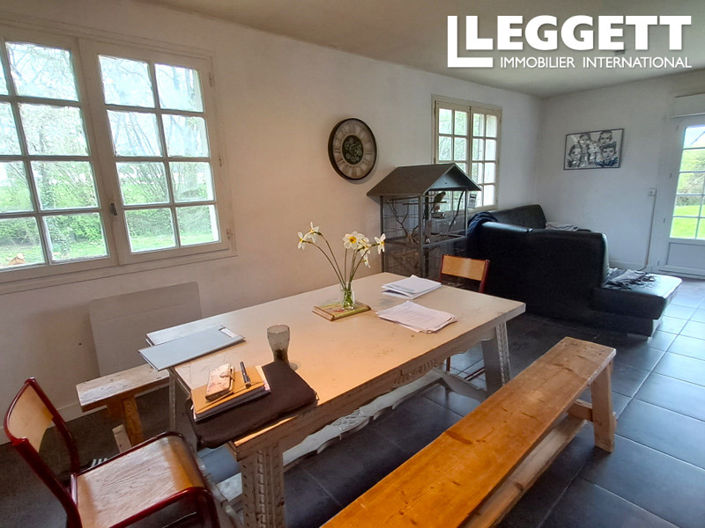 Image No.3-4 Bed House for sale