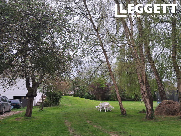 Image No.8-4 Bed House for sale