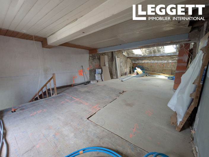 Image No.9-3 Bed House for sale