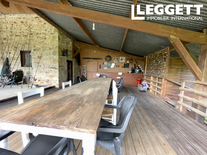 Image No.8-6 Bed House for sale