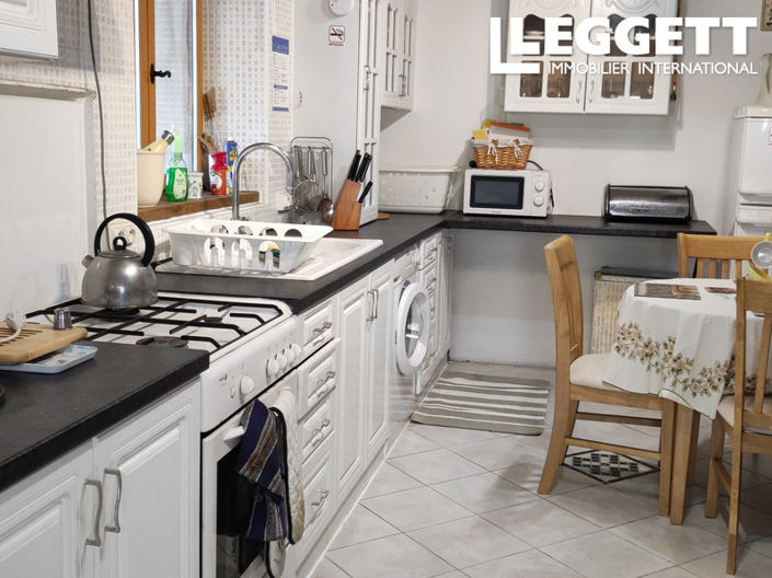 Image No.5-5 Bed House for sale