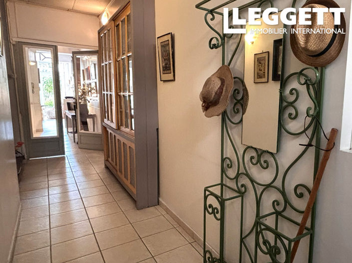 Image No.10-5 Bed House for sale