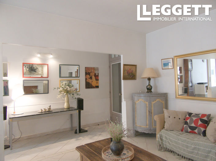 Image No.2-5 Bed House for sale