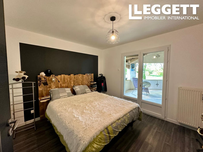 Image No.6-2 Bed House for sale