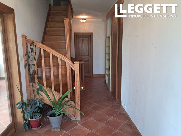 Image No.5-3 Bed House for sale