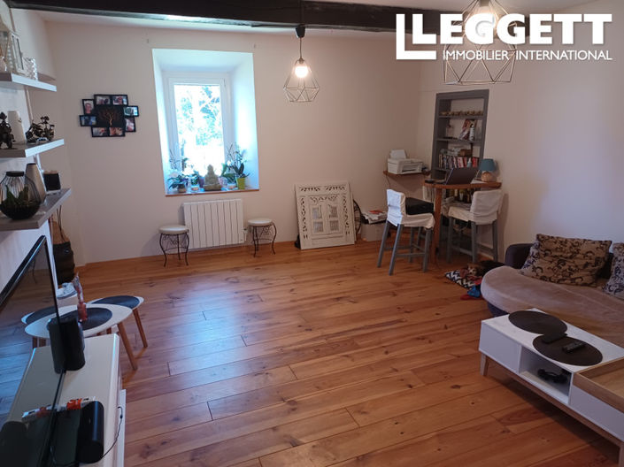 Image No.10-9 Bed House for sale