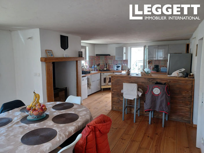 Image No.6-9 Bed House for sale