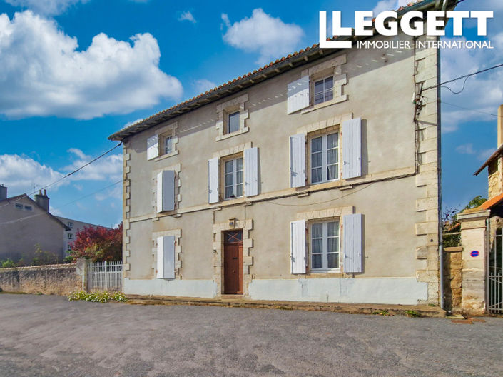 Image No.1-4 Bed House for sale