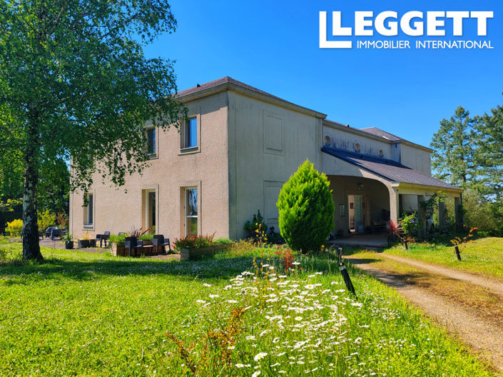 Image No.1-9 Bed House for sale