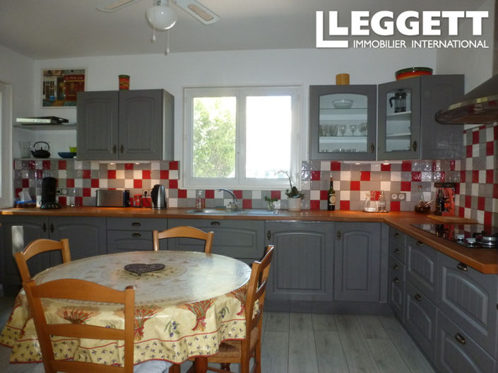 Image No.4-5 Bed House for sale