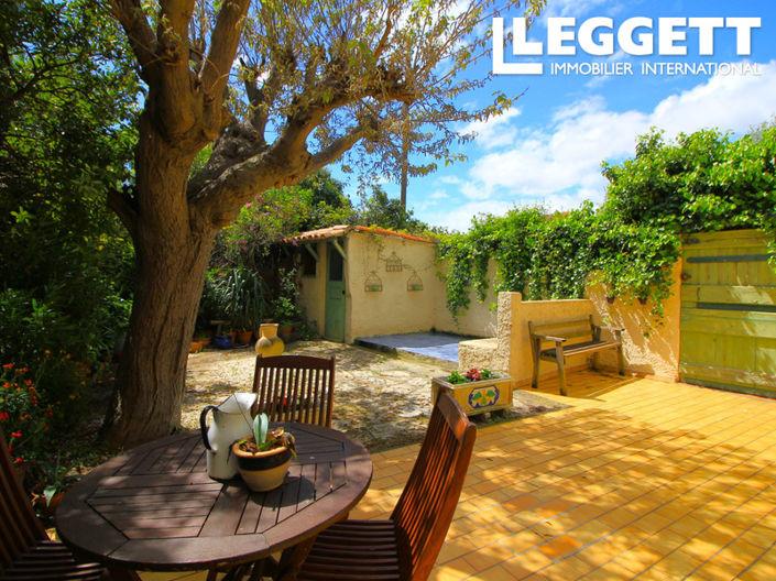 Image No.2-4 Bed House for sale