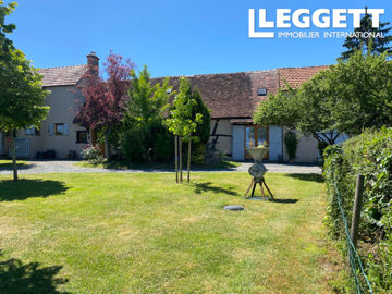 1 - Cronat, Maison