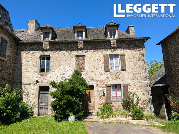 Image No.7-10 Bed House for sale