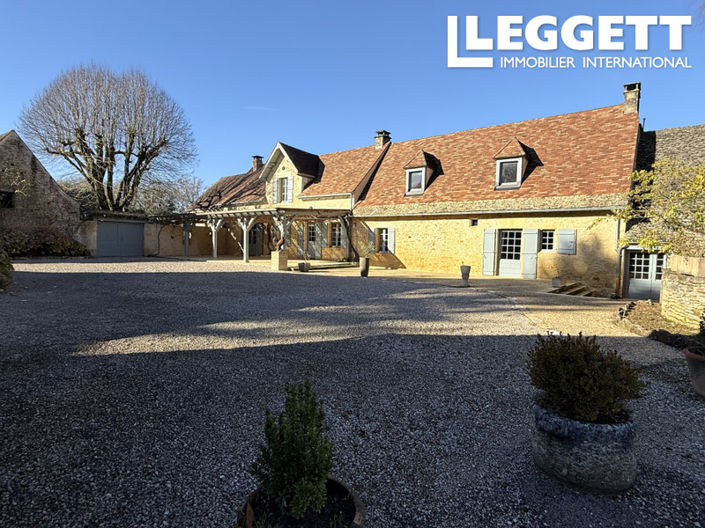 Image No.1-4 Bed House for sale