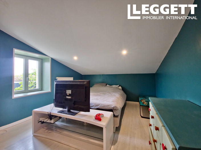 Image No.10-5 Bed House for sale