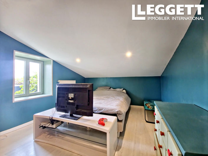 Image No.10-5 Bed House for sale