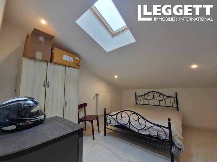 Image No.7-5 Bed House for sale