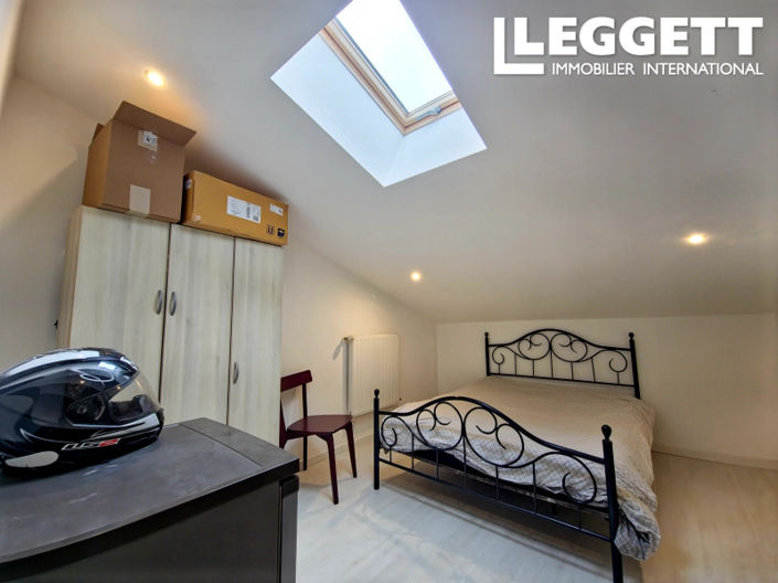 Image No.7-5 Bed House for sale