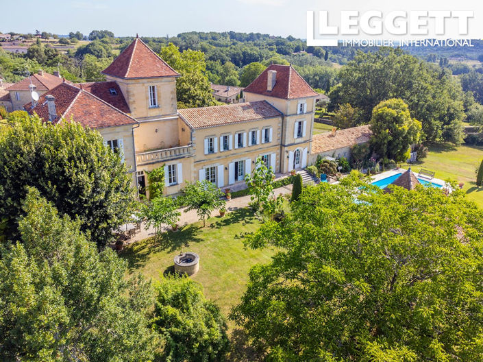 Image No.1-6 Bed Chateaux for sale