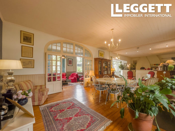 Image No.5-5 Bed House for sale